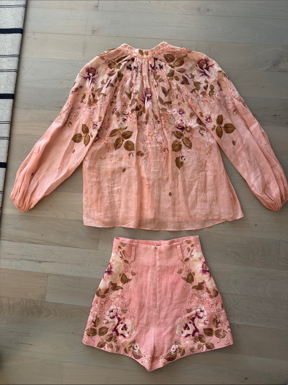 Zimmermann Peach Floral Oversized V-neck Tunic and Shorts Set - Picture 4 of 5